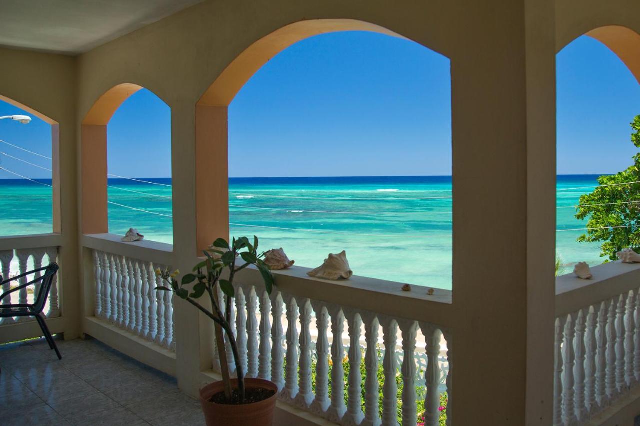 Calypso Villa Jamaica Montego Bay Buitenkant foto